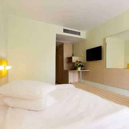 Hotel Top Countryline Zenith Conference And 4*