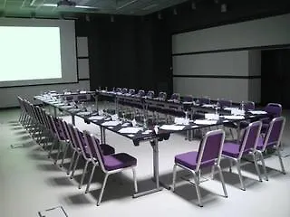 ホテル Top Countryline Zenith Conference And 4*