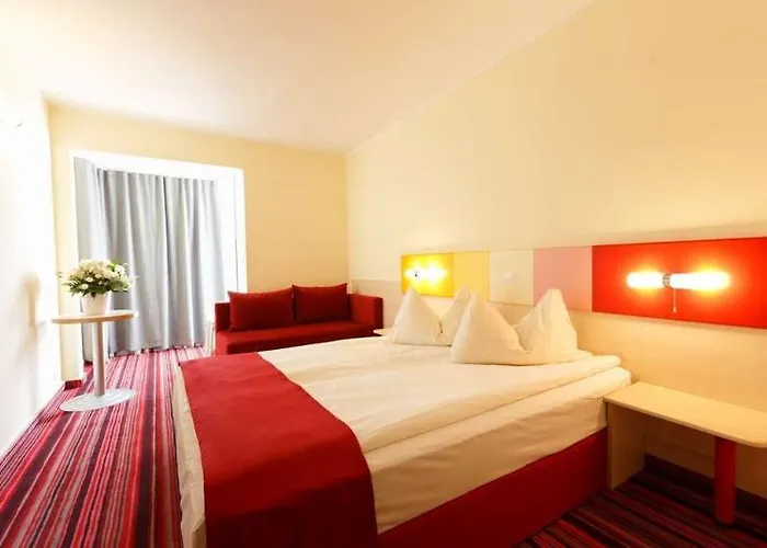 ホテル Top Countryline Zenith Conference And 4*